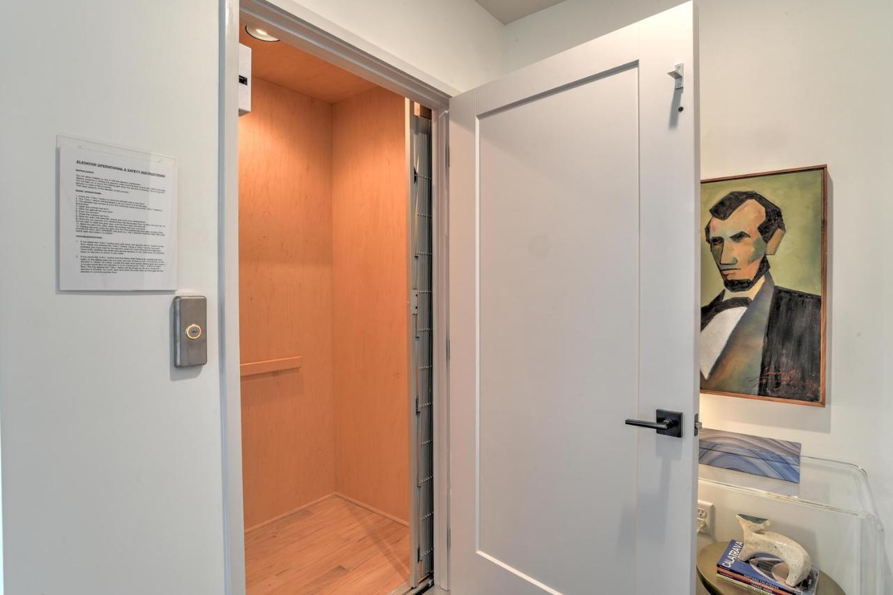 Modern Serenity And Luxurious Finishes Holiday home Asheville